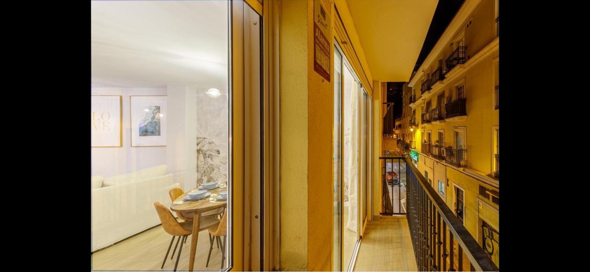 Picasso 2 Luxury Lägenhet Málaga Exteriör bild